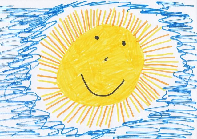 Słońce na rysunku wykonanym przez dziecko